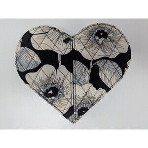 VERA BRADLEY Heart to Heart Jewelry Case CAMELLIA Black & White Floral Quilted